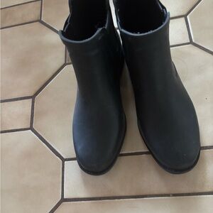 Black Ankle Rain Boots
